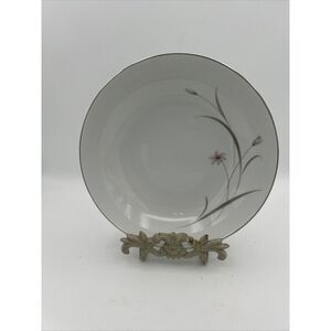 Mikasa - Astrea - Serving Bowl -‎ 9  1/8"